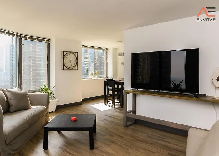 Envitae 2br Vibrant High-rise Penthouse